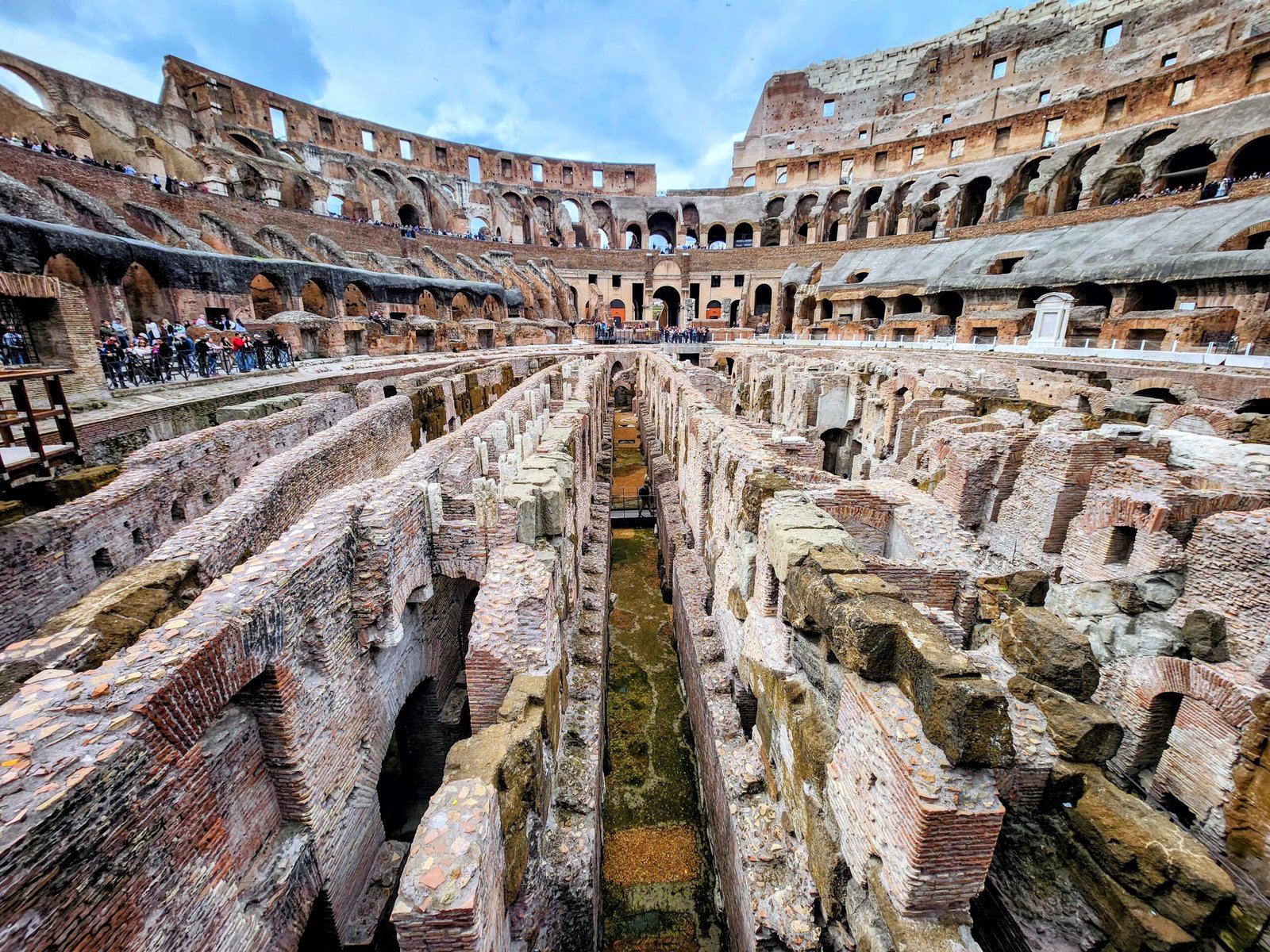 Inside the Colosseum in Rome during an Incubhabe trip
